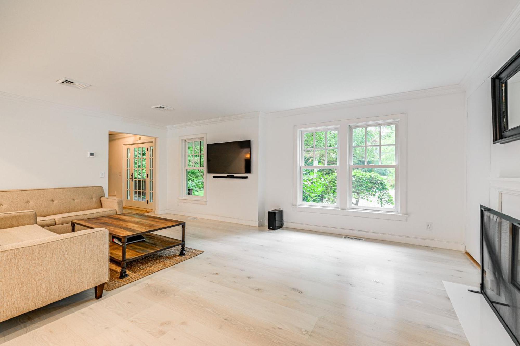 2 Mi To Beach Dog-Friendly Home In Wainscott! Buitenkant foto