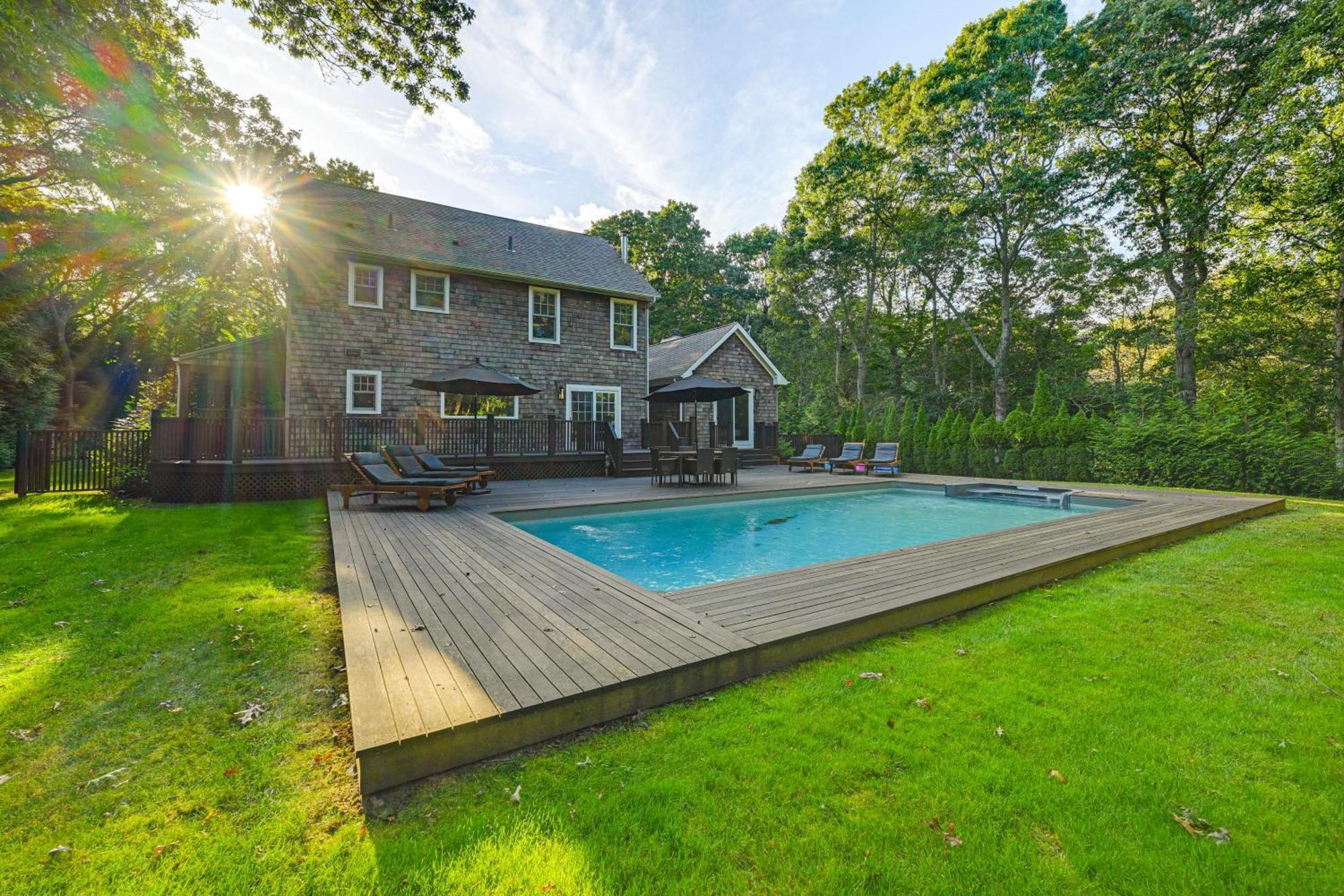 2 Mi To Beach Dog-Friendly Home In Wainscott! Buitenkant foto